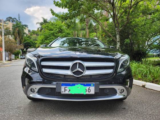 MERCEDES-BENZ GLA 200 1.6 CGI ENDURO 16V TURBO FLEX 4P AUTOMÁTICO